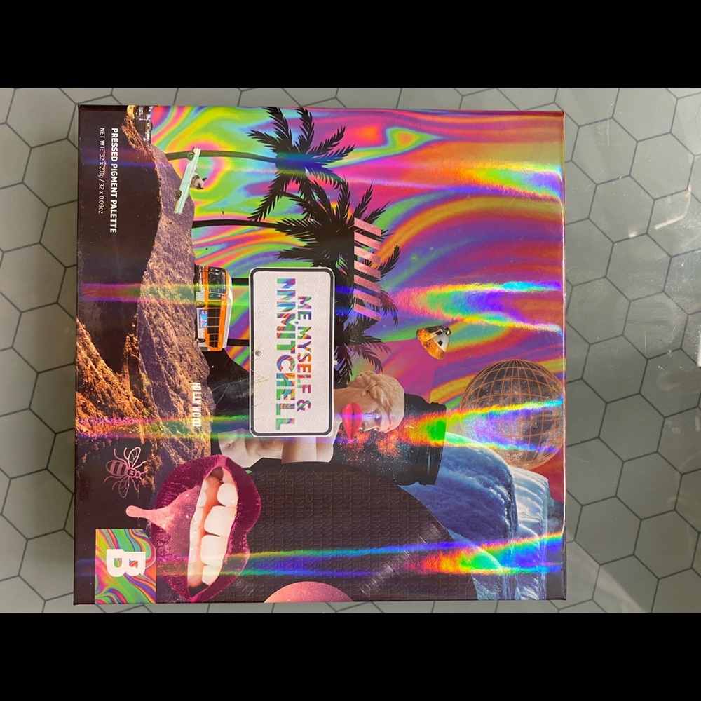 Me, Myself & Mitchell palette